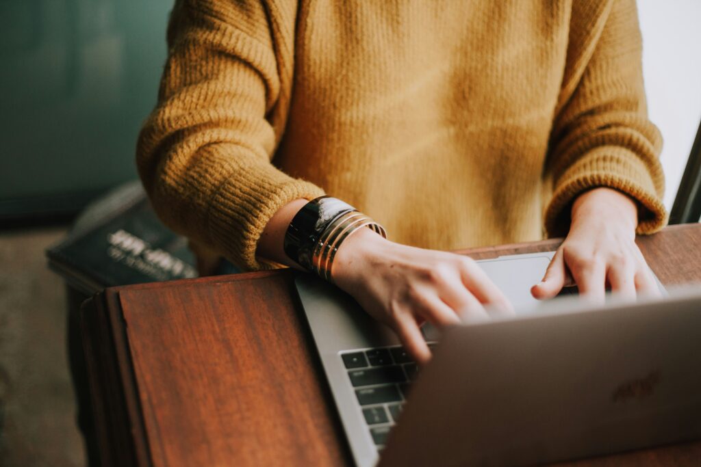 Remote professional hiring: what to know before you sign